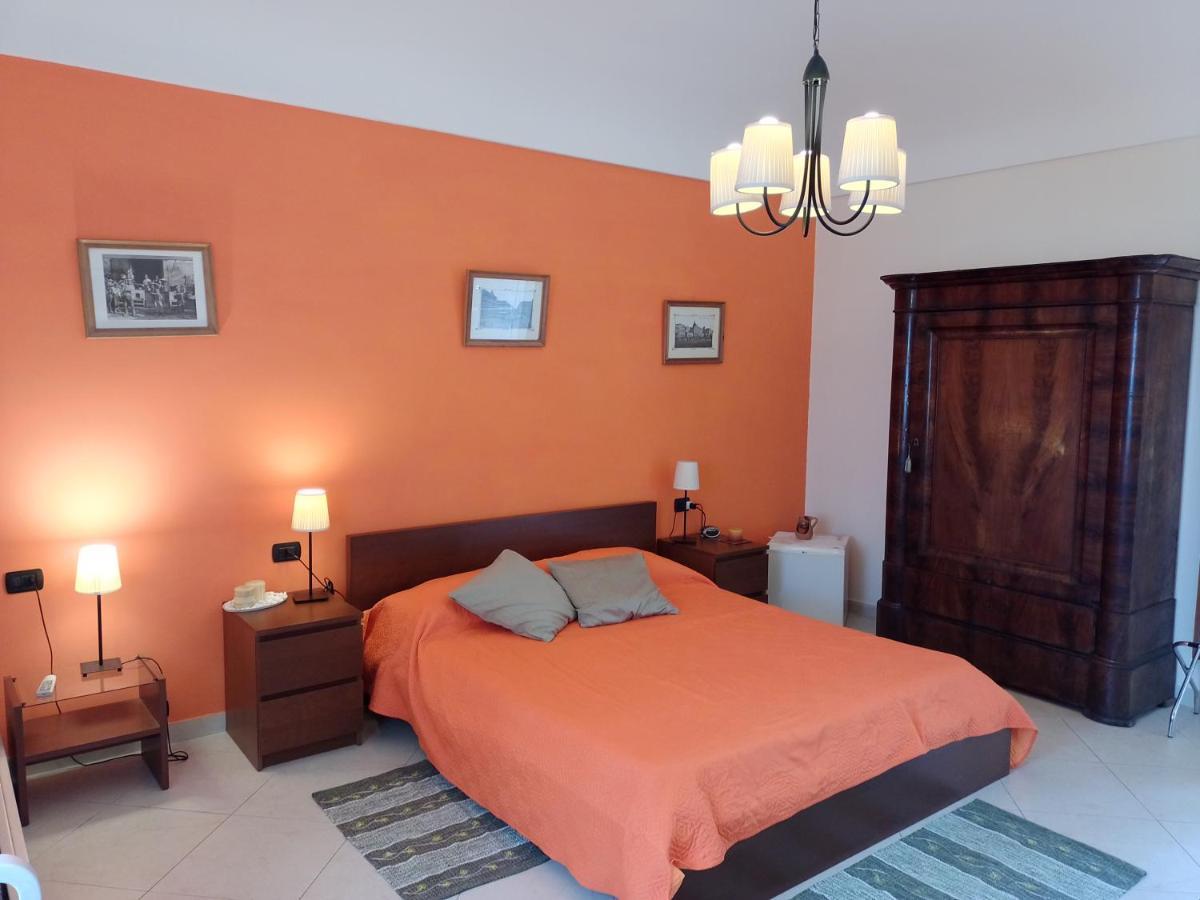 Bed & Breakfast Cupole E Campanili Naples